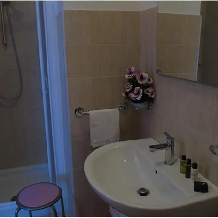 Agriturismo Poponi Camera Rosa ゲストハウス トーディ